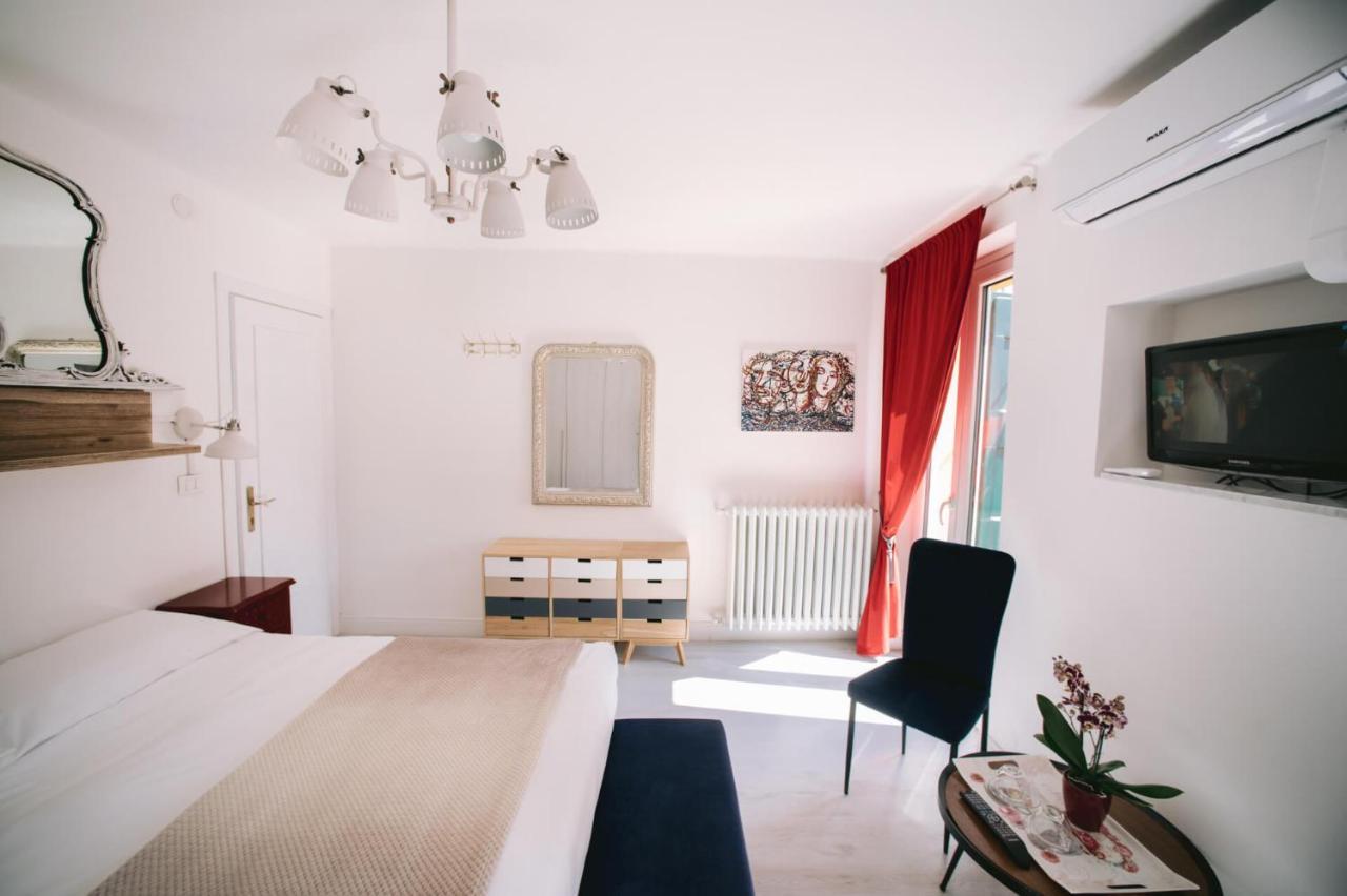 Casa Cavour Affittacamere *